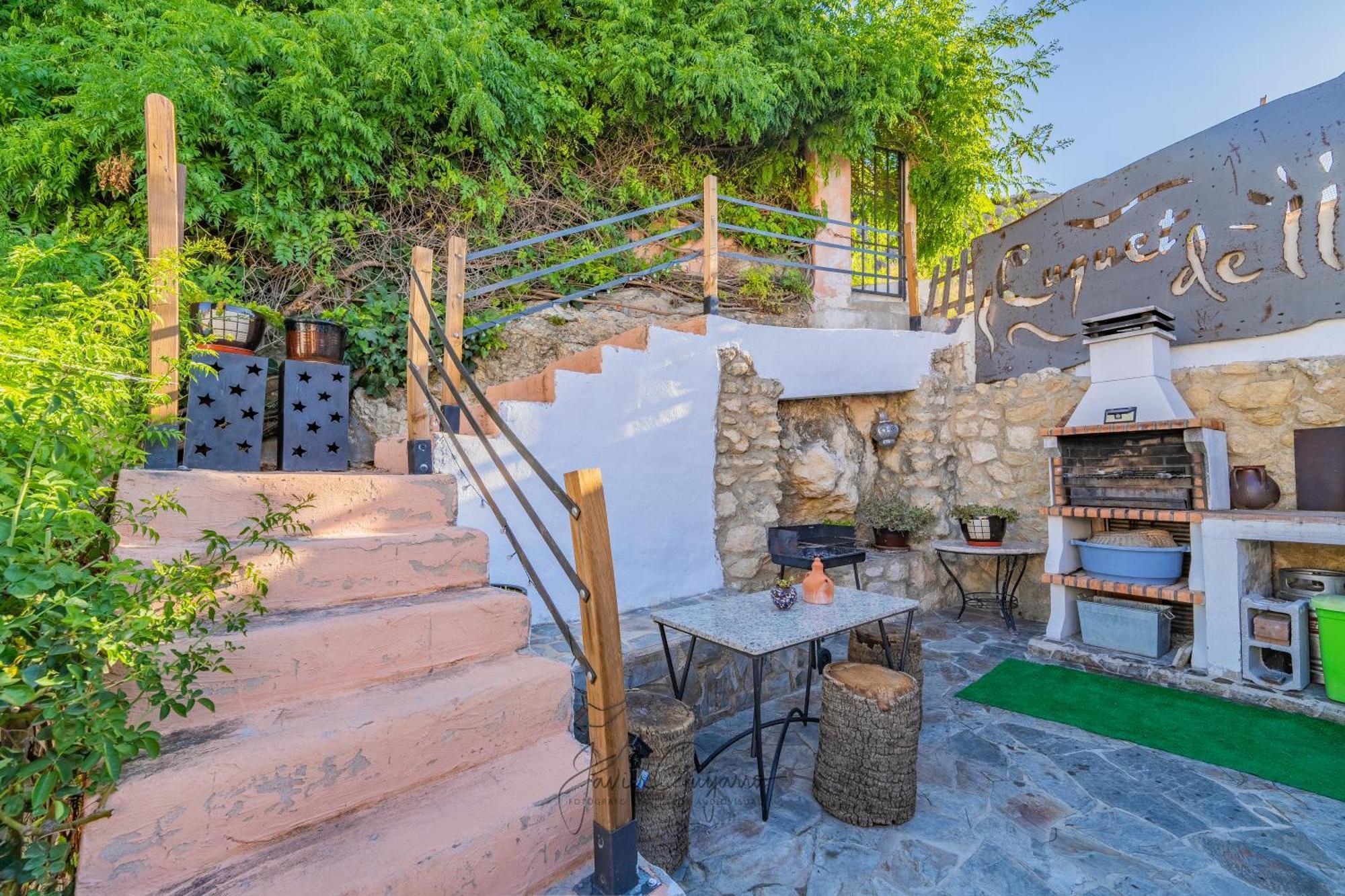 Casa Cuquet De Llum Onil Vila Exterior foto